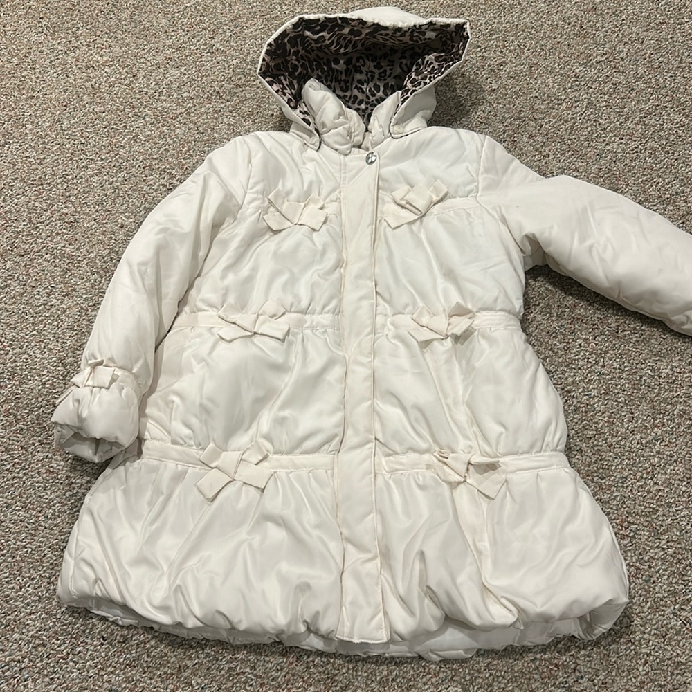 Rothschild coat 5-6 white